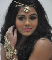 rachana-mourya-in-varna-2