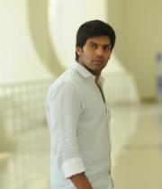 raja-rani-movie-hot-stills-03