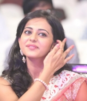 rakul-preet-singh-latest-saree-stills-3
