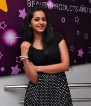 rakul-preet-singh-new-stills-17
