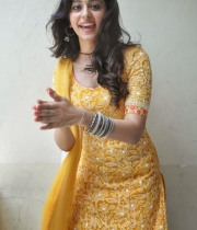 rakul-preet-singh-photos-at-pandaga-chesuko-movie-launch-21