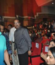 ram-charan-iddarammayilatho-audio-launch-1