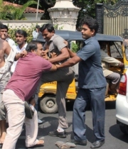 ram-charan-bodyguards-attack-5