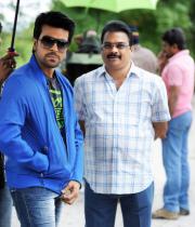 ram-charan-naayak-working-stills-114