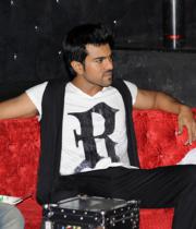 ram-charan-naayak-working-stills-1565