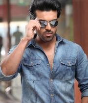 ram-charans-yevadu-movie-stills-7