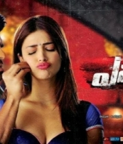 yevadu-latest-stills-2