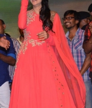 regina-cassandra-photos-pilla-nuvvu-leni-jeevitham-audio-success-4-452x1024