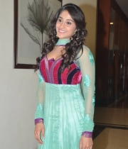 regina-photos-at-shankara-audio-launch-20