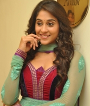 regina-photos-at-shankara-audio-launch-9