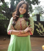 regina-latest-stills04