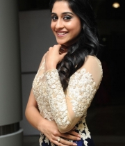 103928-regina-cassandra-pics-at-pnlj-success-meet-08