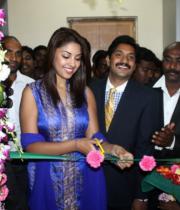 richa-gangopadhyay-at-star-homeopathy-launch-15