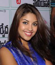 richa-gangopadhyay-at-star-homeopathy-launch