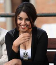richa-gangopadhyay-latest-hot-stills-18
