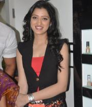 richa-panai-launches-natural-hair-beauty-salon-pictures-11