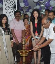 richa-panai-launches-natural-hair-beauty-salon-pictures-16