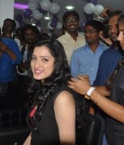 richa-panai-launches-natural-hair-beauty-salon-pictures-18
