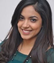 ritu-varma-new-photo-stills-34