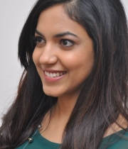 ritu-varma-new-photo-stills-38