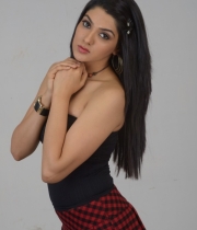 sakshi-choudhary-latest-hot-stills-14