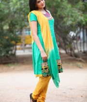 sakshi-chowdary-photos-16