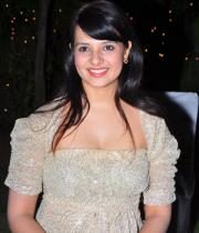 saloni-hot-images-6