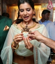 94670-samantha-at-prince-jewellery-exhibition-11