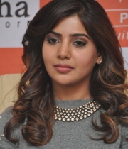 samantha-at-livlife-hospitals-join-pratyusha-organisation-47