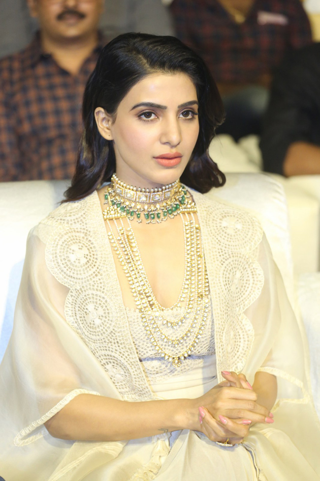 samantha-at-majili-pre-release-event-photos_1