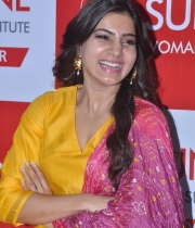 107048-samantha-at-sunshine-centre-launch-02