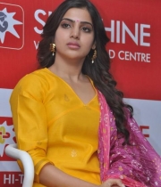 107051-samantha-at-sunshine-centre-launch-05