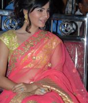 samantha-hot-navel-show-in-saree-08
