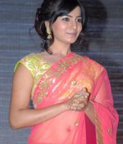 samantha-hot-navel-show-in-saree-10