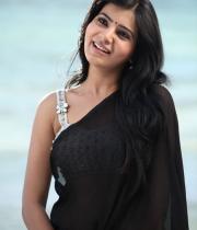 samantha-hot-photos-in-black-saree-05