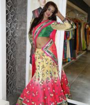 sanjana-hot-navel-show-in-half-saree-02