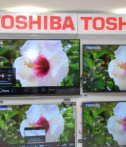 sanjana-at-bajaj-electronics-opening-at-madhapur-photos-4