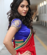 sanyathara-half-saree-photo-stills-09