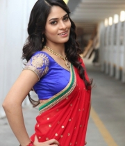 sanyathara-half-saree-photo-stills-18