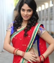 sanyathara-half-saree-photo-stills-23