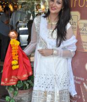 sayali-temple-jewellery-launch-stills-03