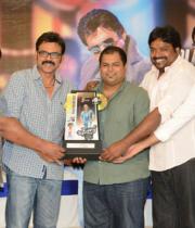 shadow-platinum-disc-function-stills-01