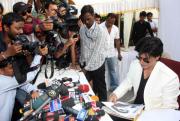 shahrukh-khan-birthday-celebrations-photos-135