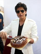 shahrukh-khan-birthday-celebrations-photos-1405