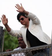 shahrukh-khan-birthday-celebrations-photos-1801