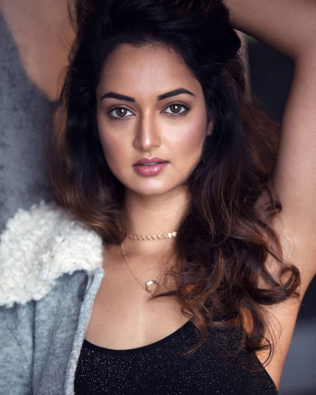 shanvi-srivastava-new-pics_1