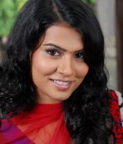 sharmila-mandre-in-kevvu-keka-movie-15