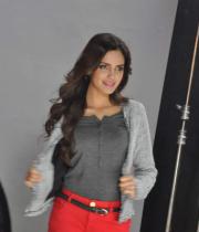 shazahn-padamsee-photoshoot-23