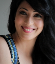 shivani-new-photo-stills-13