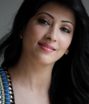 shivani-new-photo-stills-26